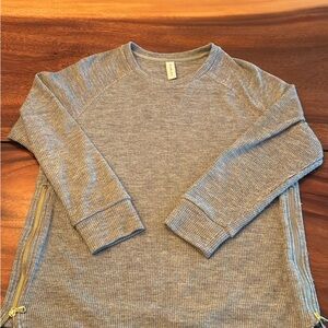 Varley Gray Ribbed Knit Sweater